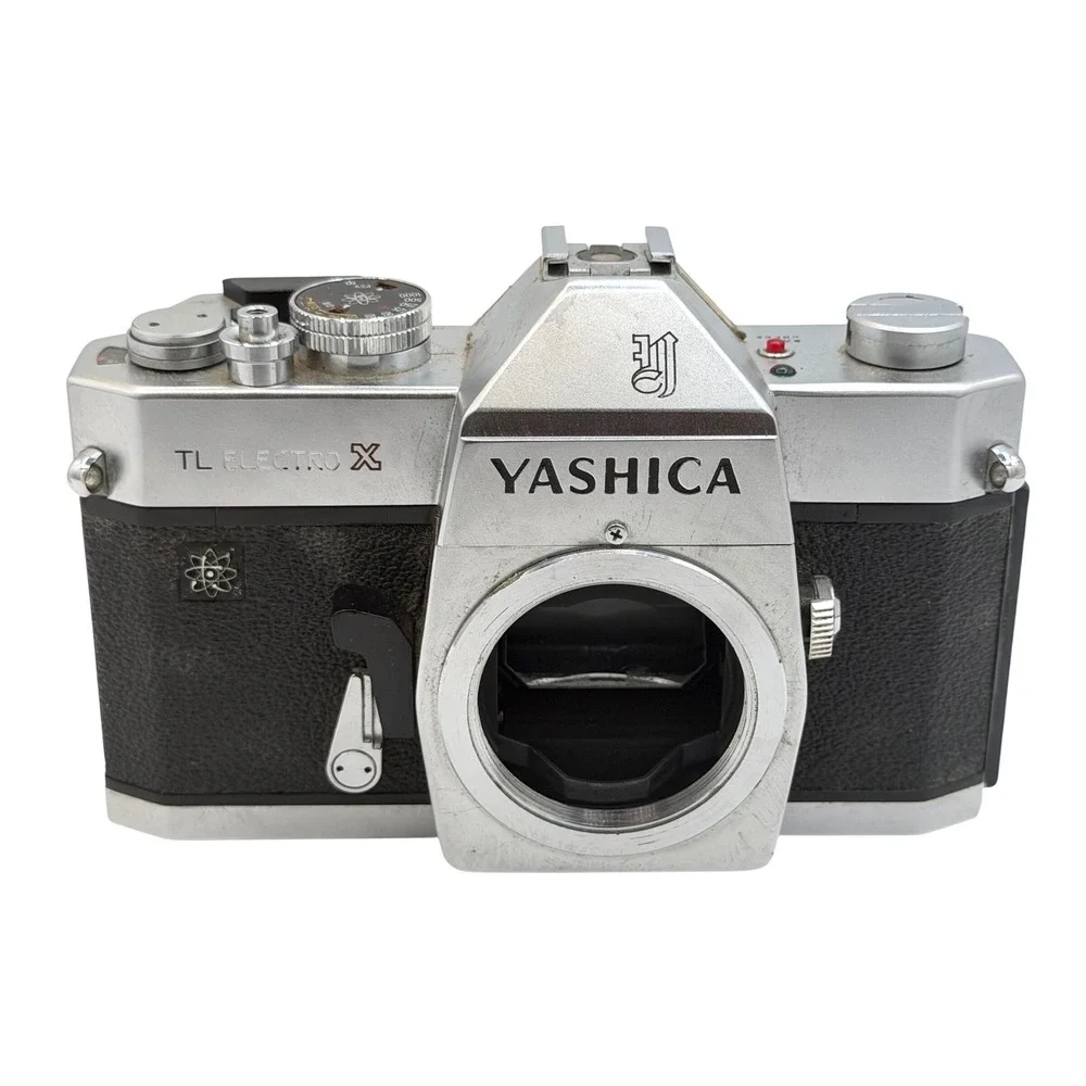 Yashica TL Electro X 35mm Film SLR Camera Body Silver Vintage Japan FOR PARTS